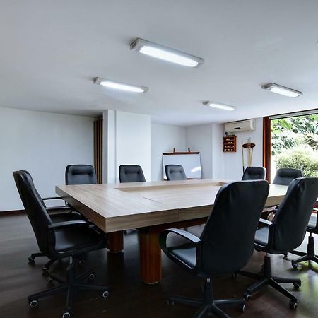 Cyan Suites Poblado By Mde Bnb Medellin Exterior photo