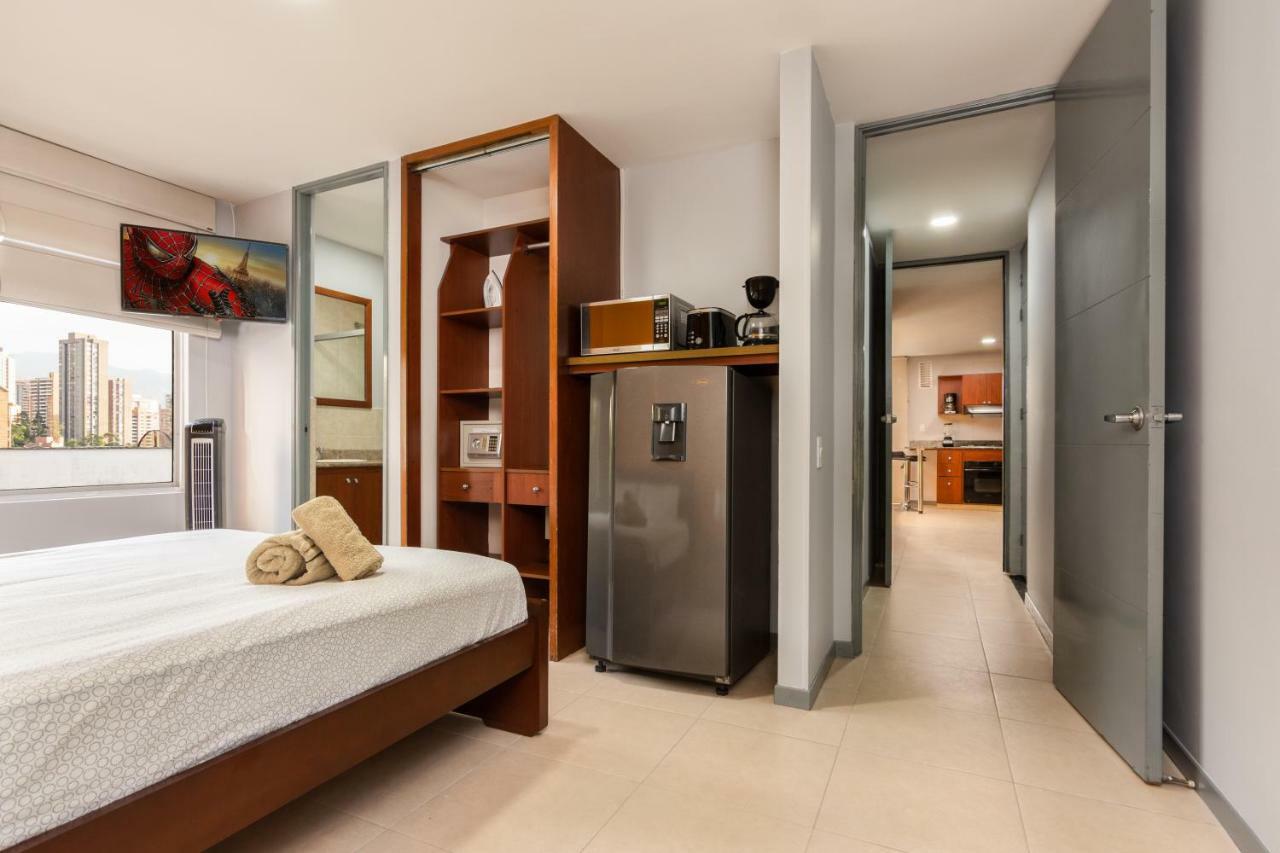 Cyan Suites Poblado By Mde Bnb Medellin Exterior photo
